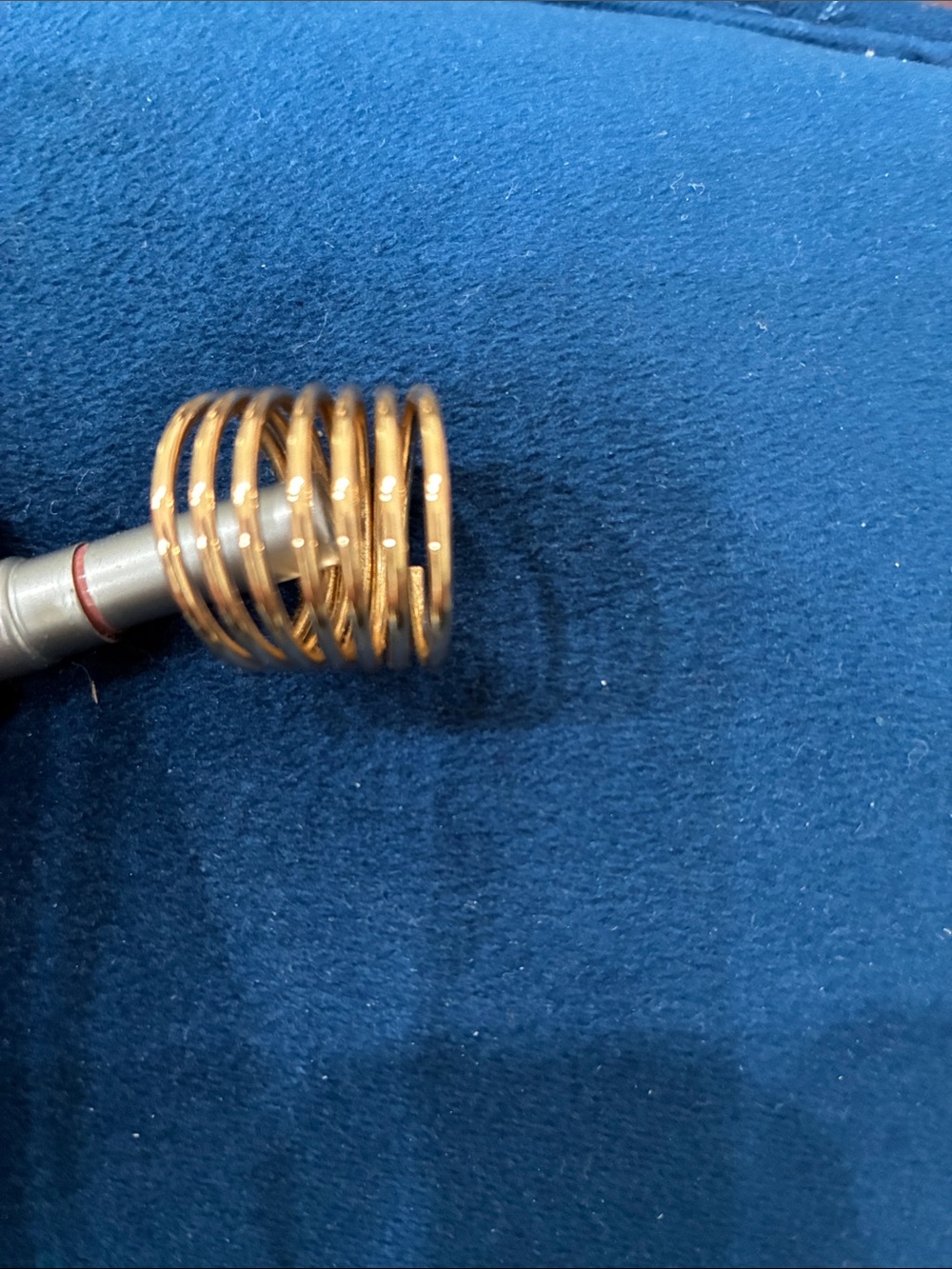 Decorative Gold Spiral ring - Unbranded